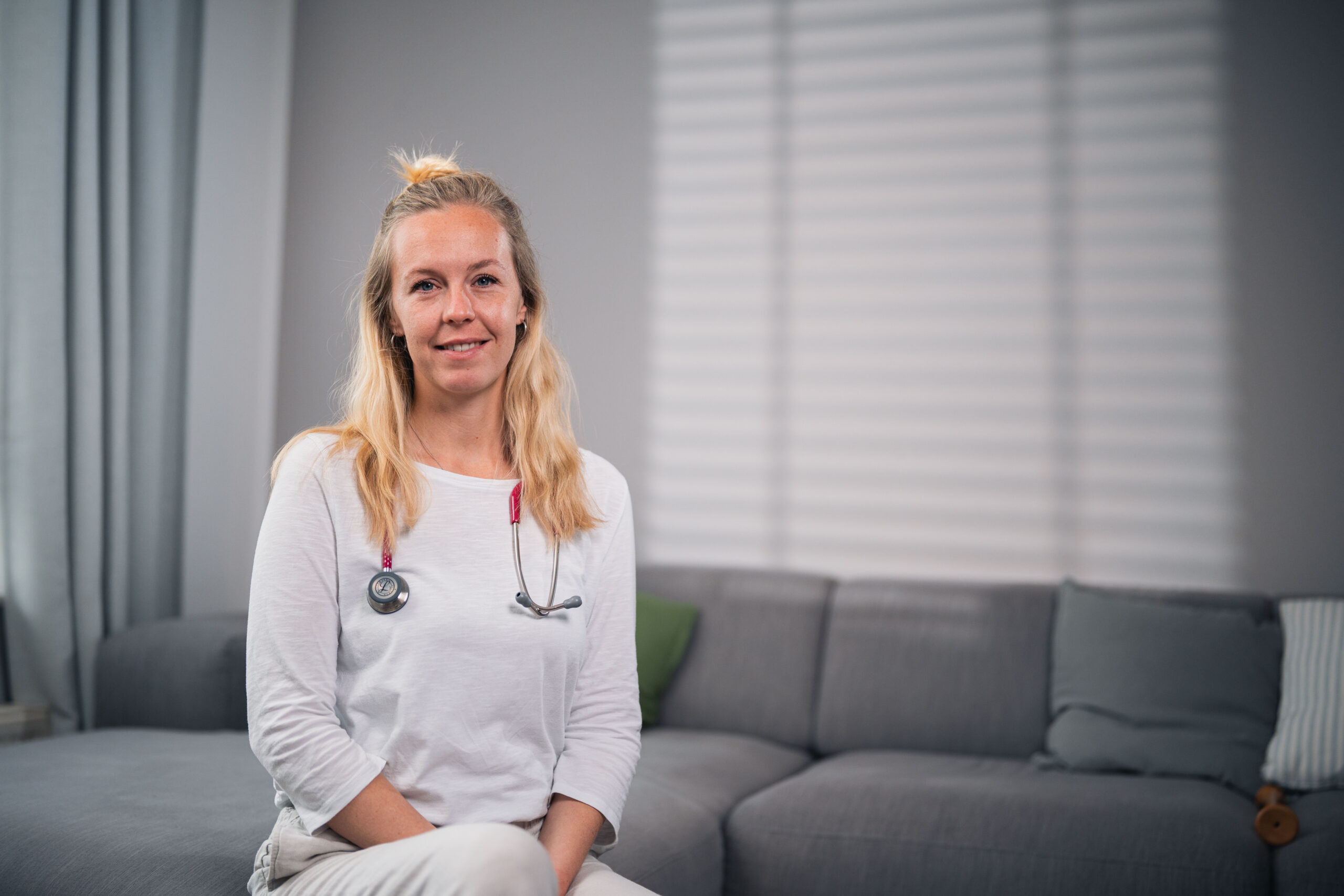 Helen ist Hebamme / Frauengesundheits Expertin / Breathwork Coach